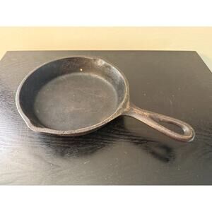 Vintage Lodge #3 SK 5 7/8" Cast Iron Skillet Double Pour Heat Ring